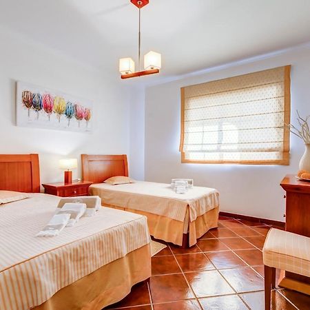 Altura Prime - 5 Suites, Private Pool And Parking, Walk To Beach Kültér fotó