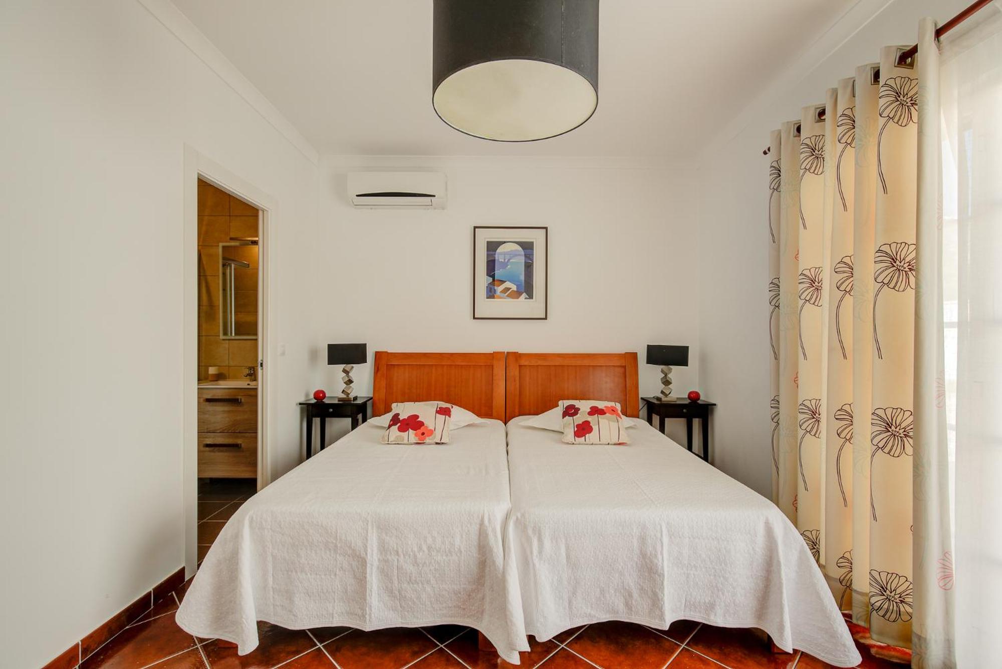 Altura Prime - 5 Suites, Private Pool And Parking, Walk To Beach Kültér fotó