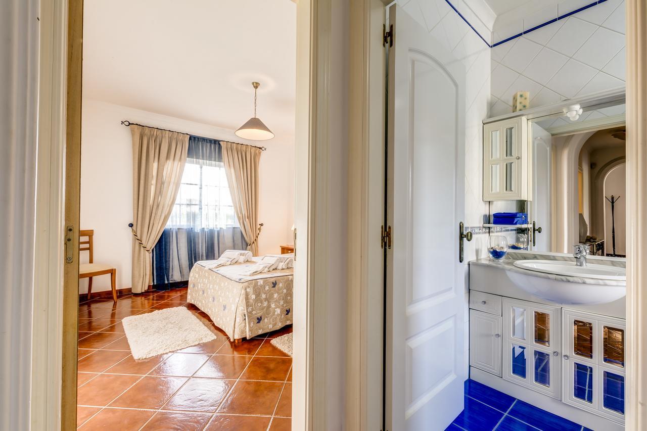Altura Prime - 5 Suites, Private Pool And Parking, Walk To Beach Kültér fotó