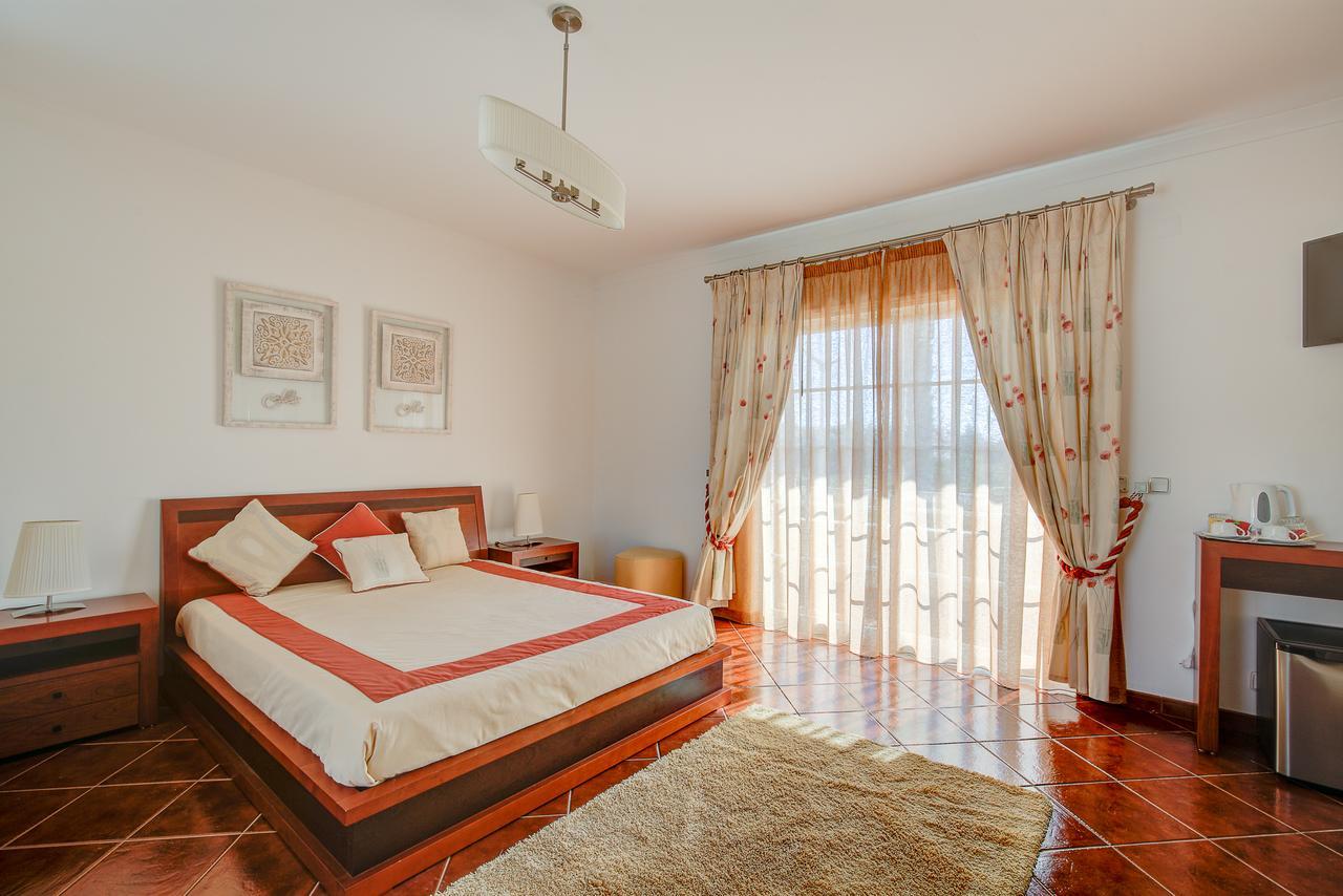 Altura Prime - 5 Suites, Private Pool And Parking, Walk To Beach Kültér fotó